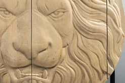 Riess-Ambiente Mehr...|Massivholzschränke > Massives Highboard LION 140cm weiß Mangoholz Metall 3D Schnitzereien Kunstwerk