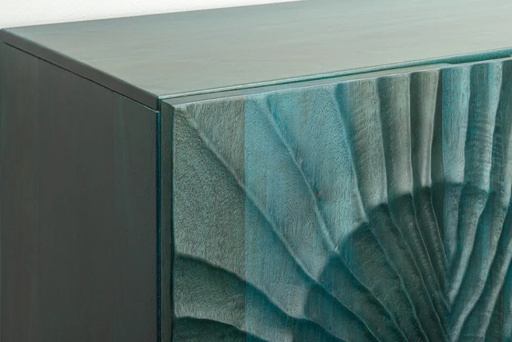 Riess-Ambiente Mehr...|Massivholzschränke > Massives Highboard SCORPION 120cm türkis Mangoholz mit 3D Schnitzereien gold Metall