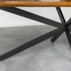 Riess-Ambiente Mehr...|Massivholzesstische > Massivholz Esstisch ORGANIC ARTWORK 240cm braun honey finish Akazie oval