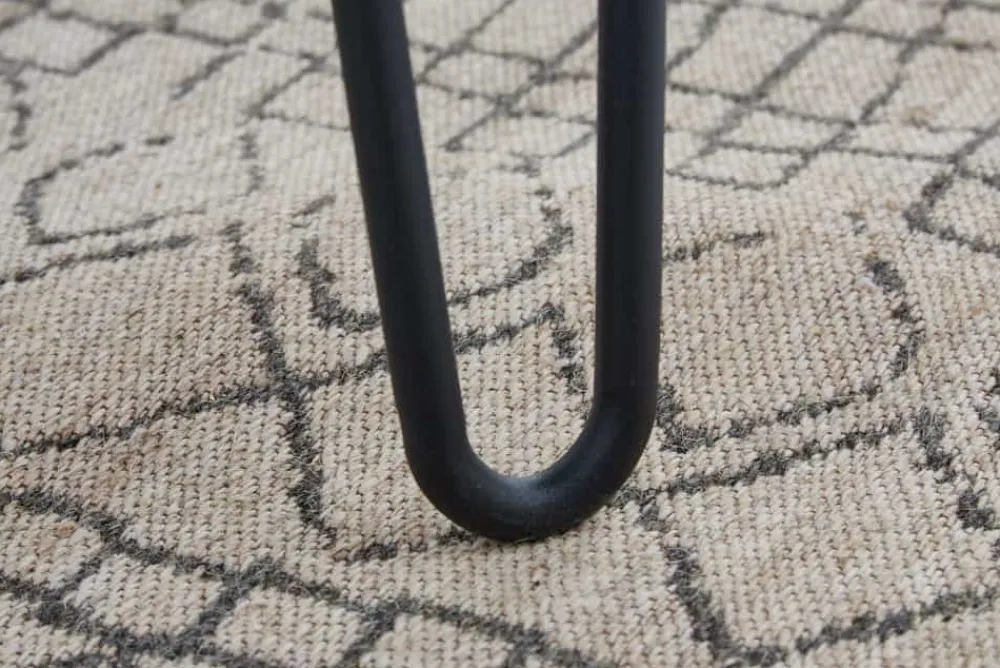 Riess-Ambiente Esstische|Industrial Loft > Massivholz Esstisch SCORPION 70cm vintage braun Akazie schwarze Metallbeine Hairpin Legs