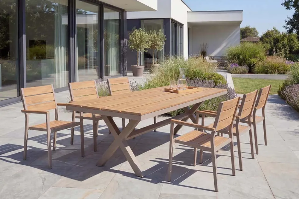 Riess-Ambiente Gartentische > Moderner Gartentisch DESIGNO 200cm natur greige Aluminium wetterfest X-Gestell
