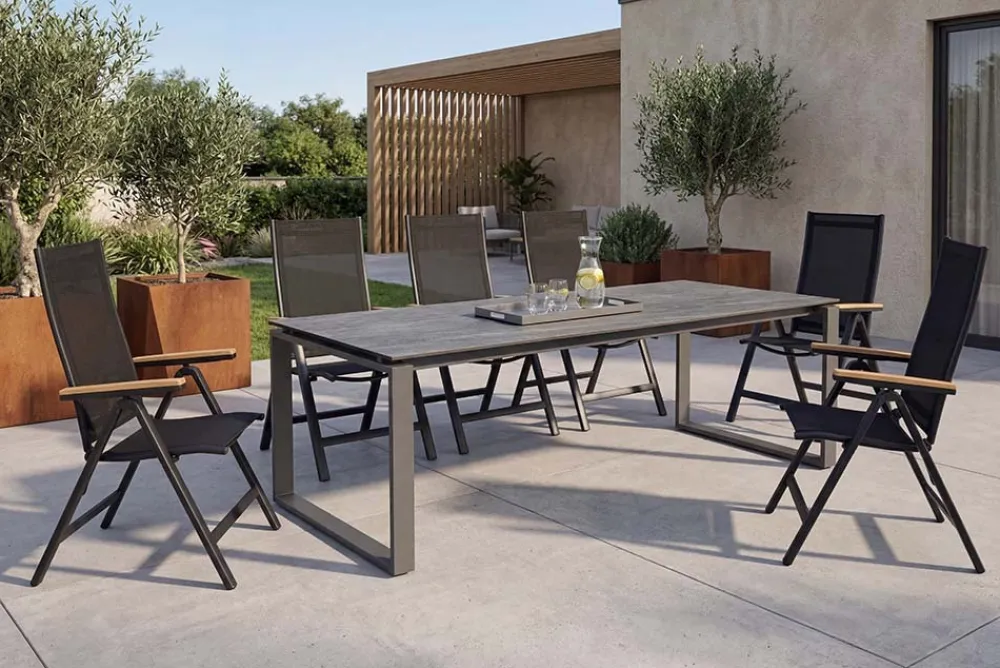 Riess-Ambiente Haus & Garten|Industrial Loft > Moderner In- und Outdoor Esstisch FLOATING 210cm anthrazit Keramik Gartentisch wetterfest