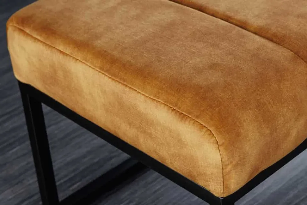 Riess-Ambiente Sitzbänke|Samt Möbel > Moderne Sitzbank PETIT BEAUTÉ 110cm senfgelb Samt schwarzes Metallgestell