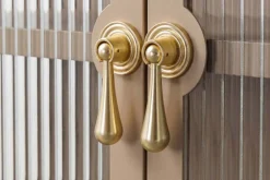 Riess-Ambiente Vitrinen|Sideboards & Kommoden ><noscript><img width=
