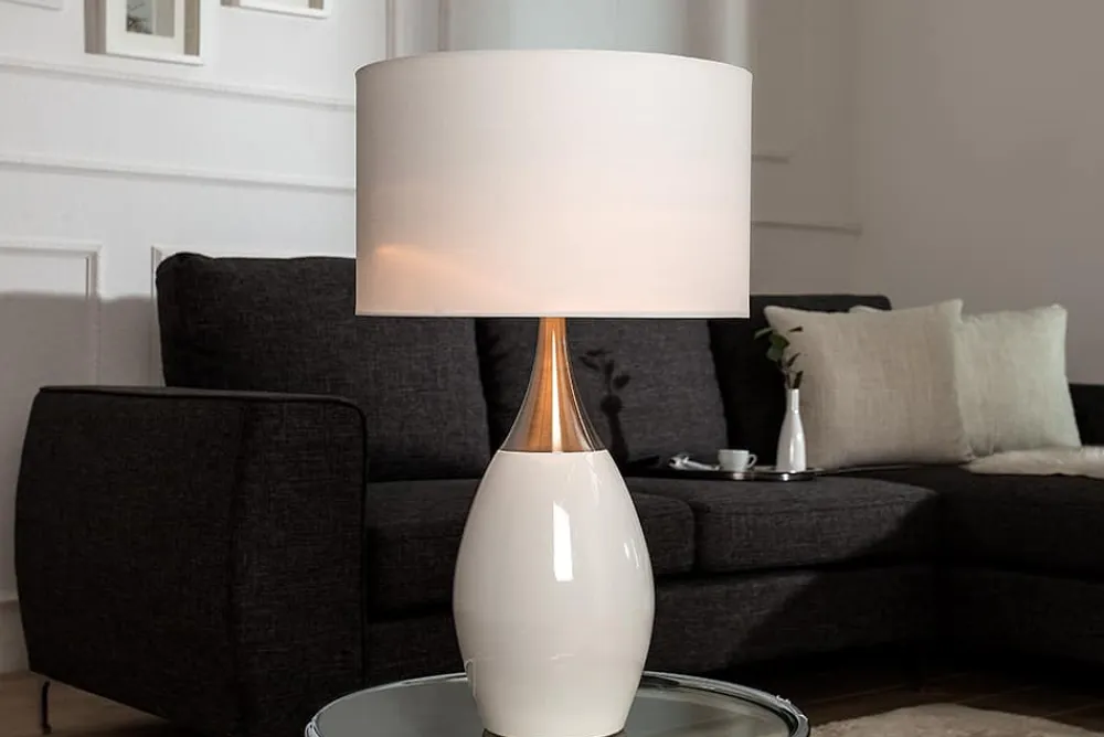 Riess-Ambiente Tischlampen > Moderne Tischlampe CARLA 60cm weiß silber mit Leinenschirm