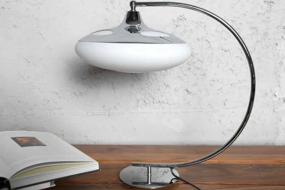 Riess-Ambiente Tischlampen > Moderne Tischlampe LUNA LOGO 45cm silber verchromt Tischleuchte