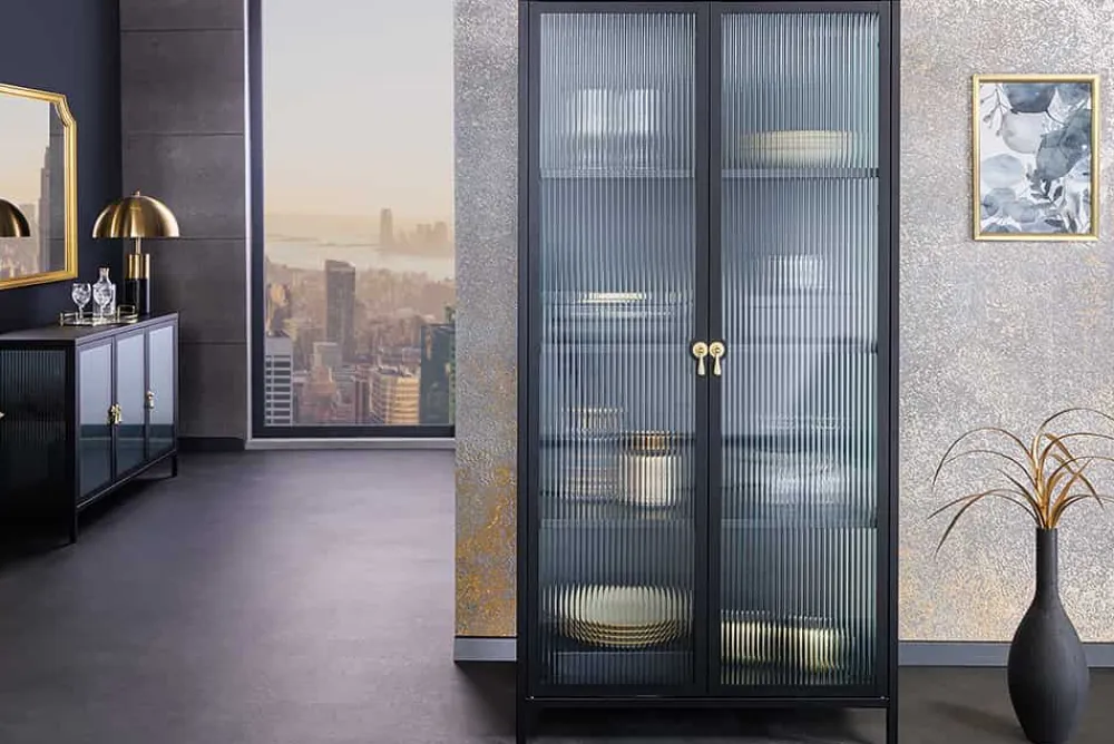 Riess-Ambiente Vitrinen|Highboards > Moderne Vitrine AMSTERDAM 160cm schwarz gold Riffelglas Metall Highboard Schrank