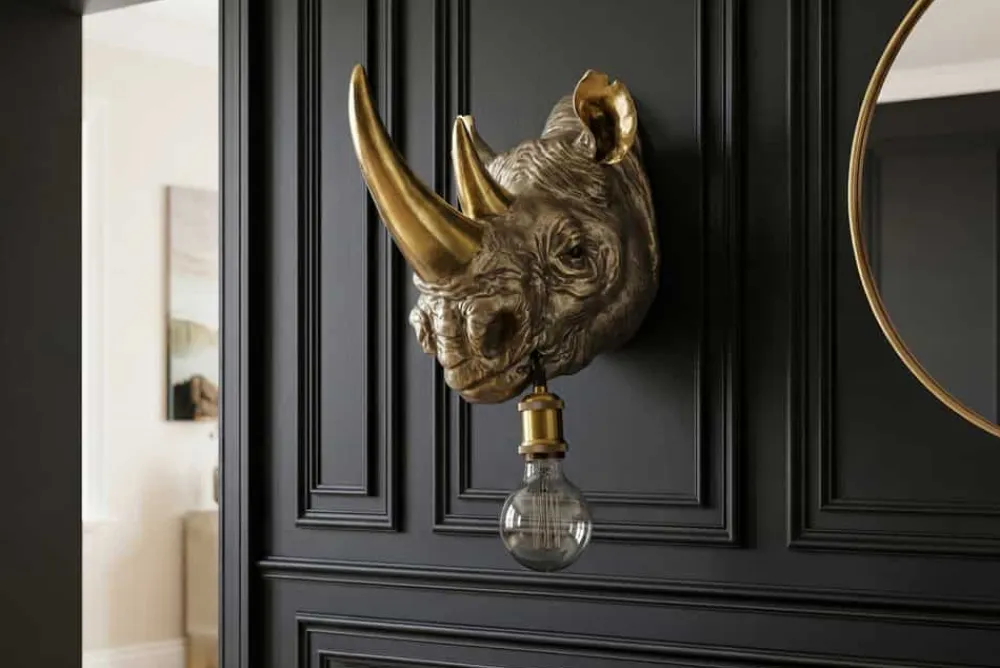 Riess-Ambiente Wandleuchten > Moderne Wandlampe RHINO 40cm gold Nashorn-Skulptur handmade