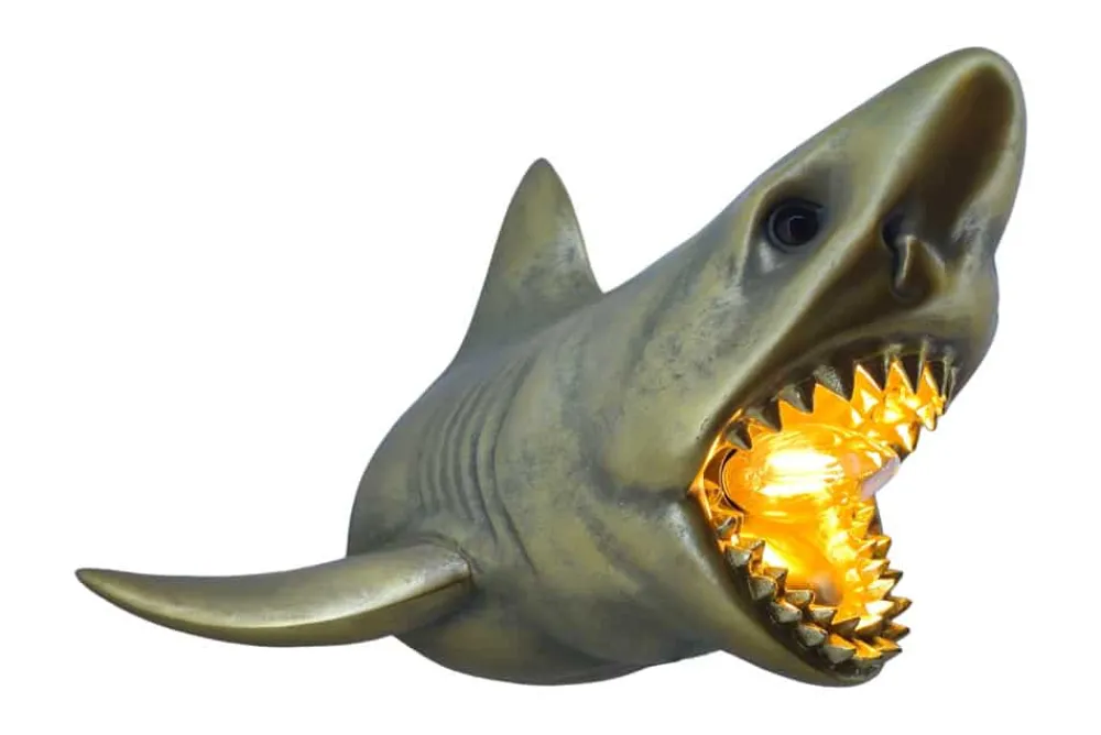 Riess-Ambiente Wandleuchten > Moderne Wandlampe SHARK 40cm gold Hai-Skulptur handmade