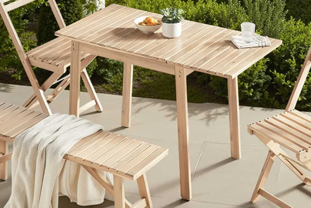 Riess-Ambiente Mehr...|Massivholztische > Outdoor Balkontisch BALI 110cm natur hell Akazienholz ausklappbar wetterfest