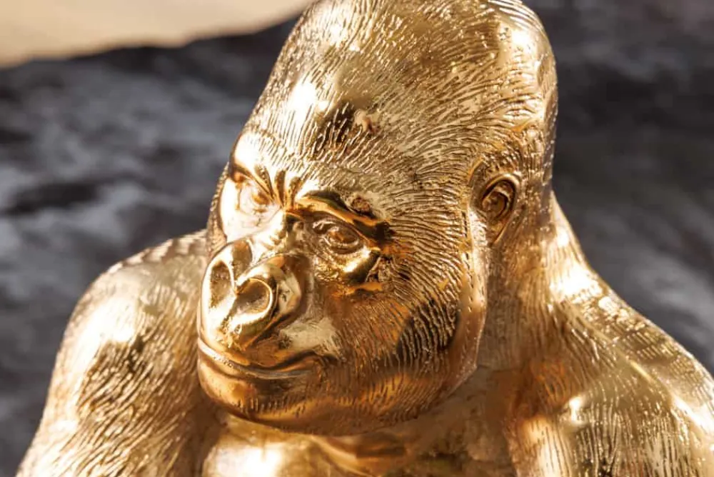 Riess-Ambiente Beistelltische|Goldene Möbel > Runder Beistelltisch KONG 50cm gold Metall Glas Affenfigur Gorilla Skulptur