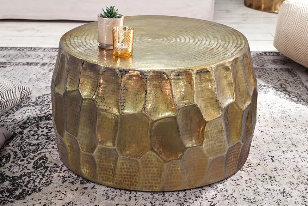 Riess-Ambiente Goldene Möbel|Couchtische & Truhen > Runder Couchtisch ORGANIC ORIENT 70cm gold Metall Hammerschlag 3D-Design handmade