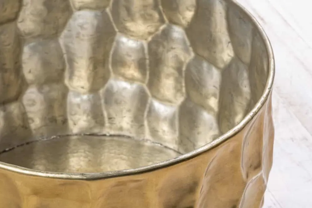 Riess-Ambiente Goldene Möbel|Couchtische & Truhen > Runder Couchtisch ORGANIC ORIENT 55cm gold Metall Hammerschlag 3D-Design handmade