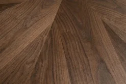 Riess-Ambiente Skandinavisch|Esstische > Runder Esstisch ATELIER 120cm braun Walnuss schwarzer Metall Säulenfuß
