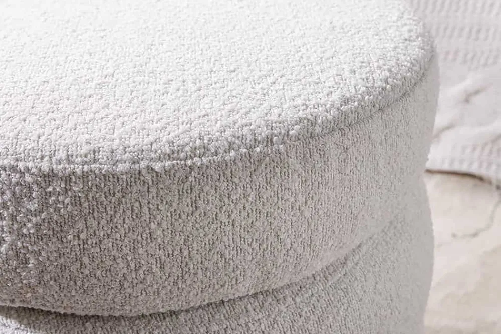 Riess-Ambiente Skandinavisch|Sitzhocker > Runder Hocker VOGUE 50cm creme weiß Bouclé Polsterhocker mit Stauraum