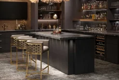 Riess-Ambiente Goldene Möbel|Barhocker > Stilvoller Barhocker ELEGANCE beige Samt gold Edelstahl mit Armlehne und Fußablage