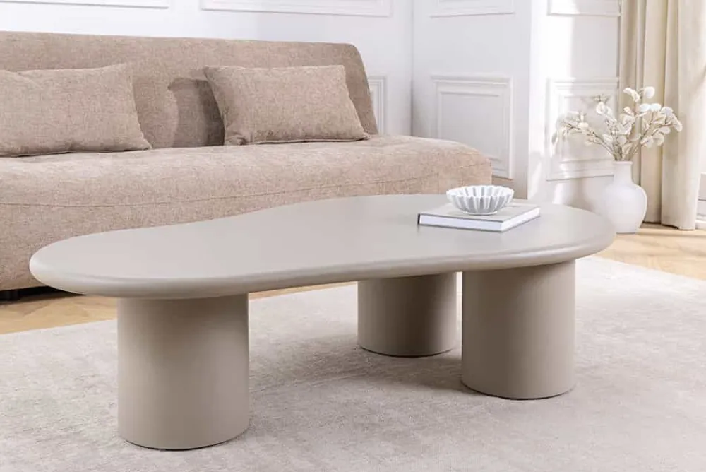 Riess-Ambiente Couchtische & Truhen > Stilvoller Couchtisch ORGANIKO 130cm cement greige organische Form