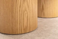 Riess-Ambiente Couchtische & Truhen > Stilvoller Couchtisch ORGANIKO 130cm natur Eiche organische Form