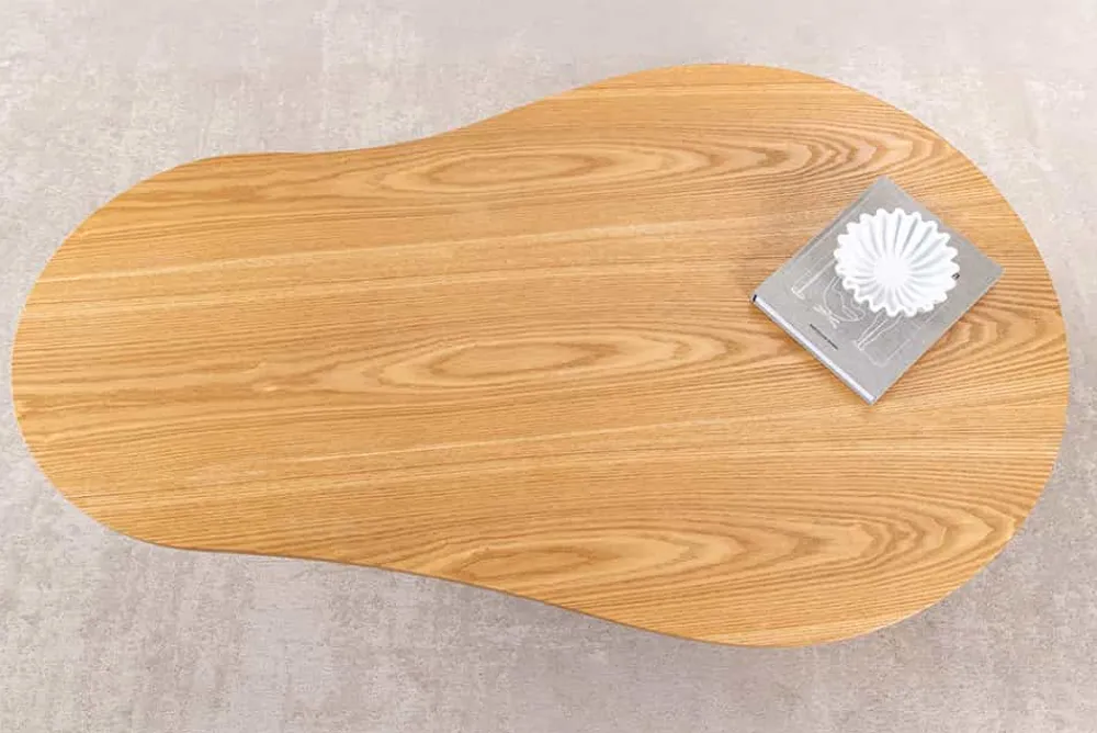 Riess-Ambiente Couchtische & Truhen > Stilvoller Couchtisch ORGANIKO 130cm natur Eiche organische Form